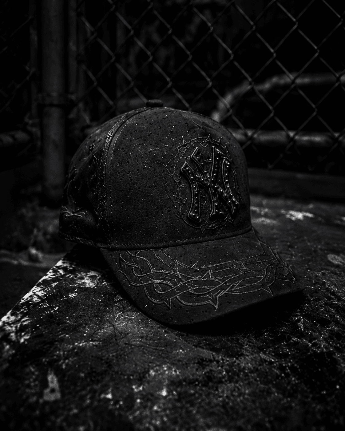 BLACK KJ CAP